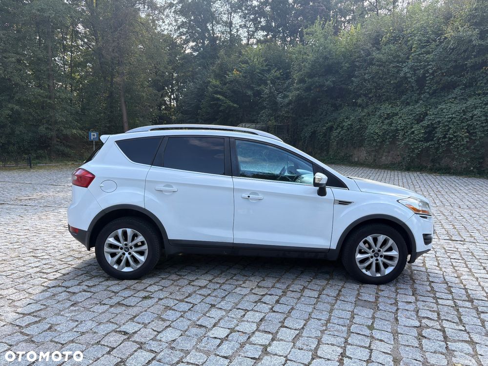 Ford Kuga - 3