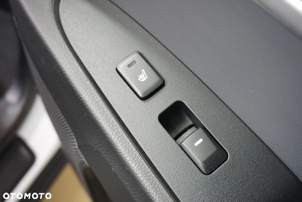 Kia Sportage 2.0 CRDI 4WD Automatik Spirit - 29