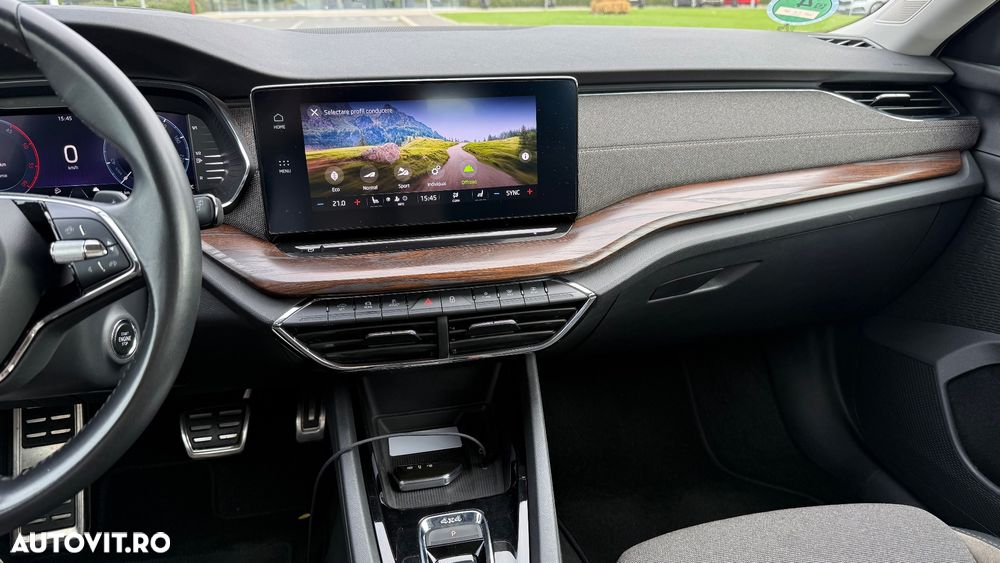 Skoda Octavia 2.0 TDI DSG 4X4 Scout First Edition - 13