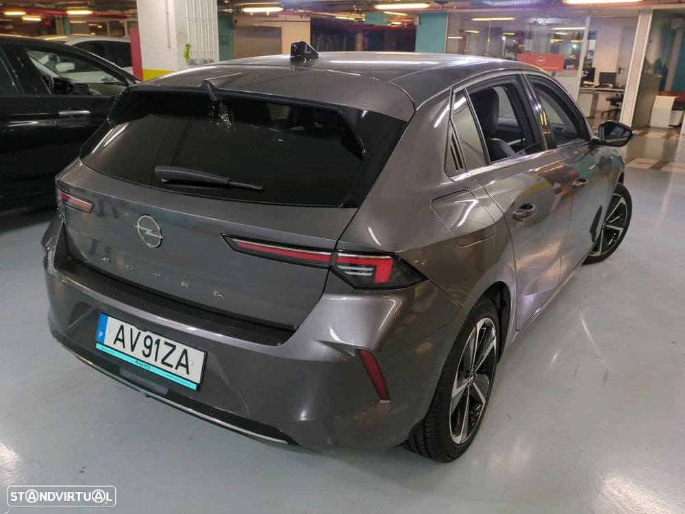 Opel Astra 1.5 D Elegance - 3