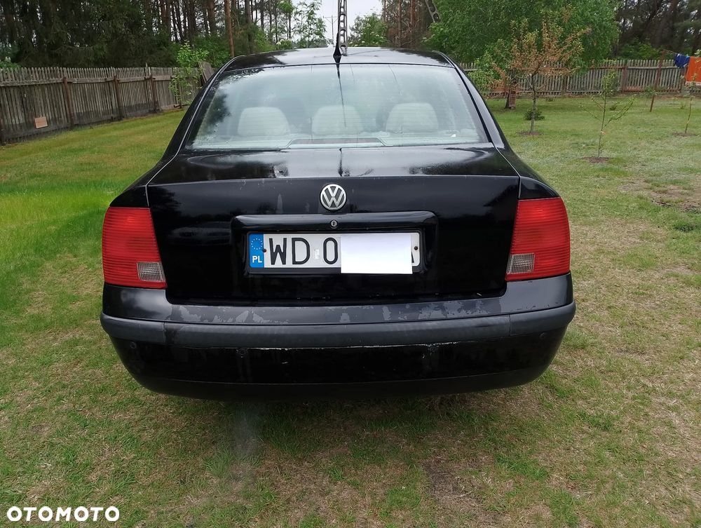 Volkswagen Passat 1.8T Comfortline - 4