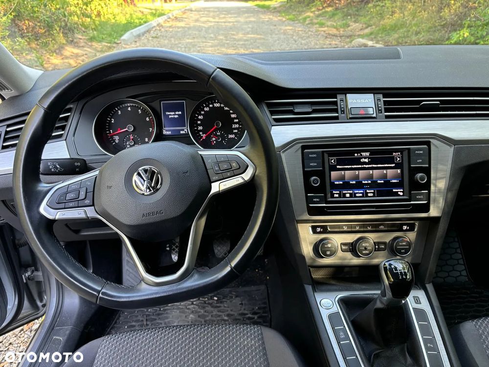 Volkswagen Passat 1.5 TSI EVO Business - 33