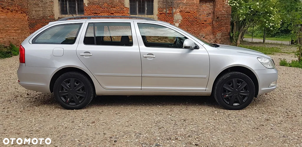 Skoda Octavia 1.6 TDI 4x4 Ambiente - 4