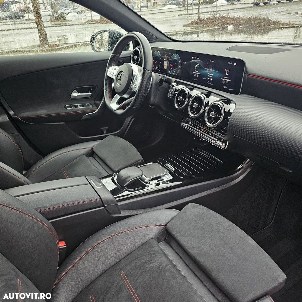 Mercedes-Benz A 180 7G-DCT AMG Line - 8