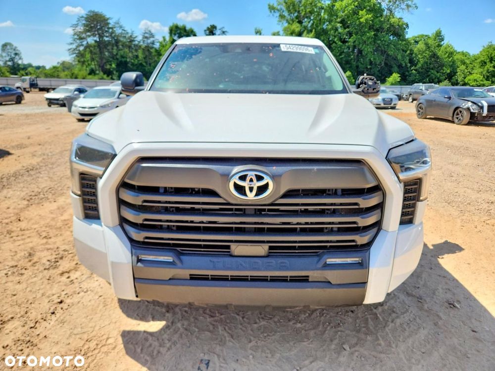 Toyota Tundra - 6