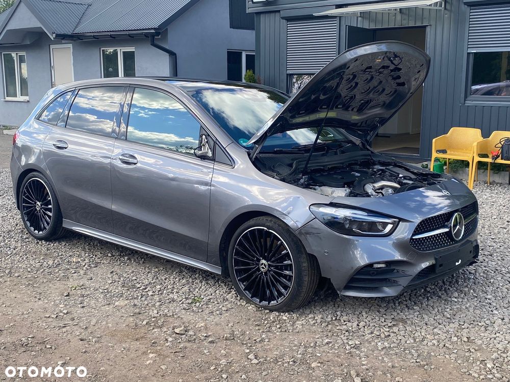 Mercedes-Benz Klasa B 220 4-Matic AMG Line 7G-DCT - 7