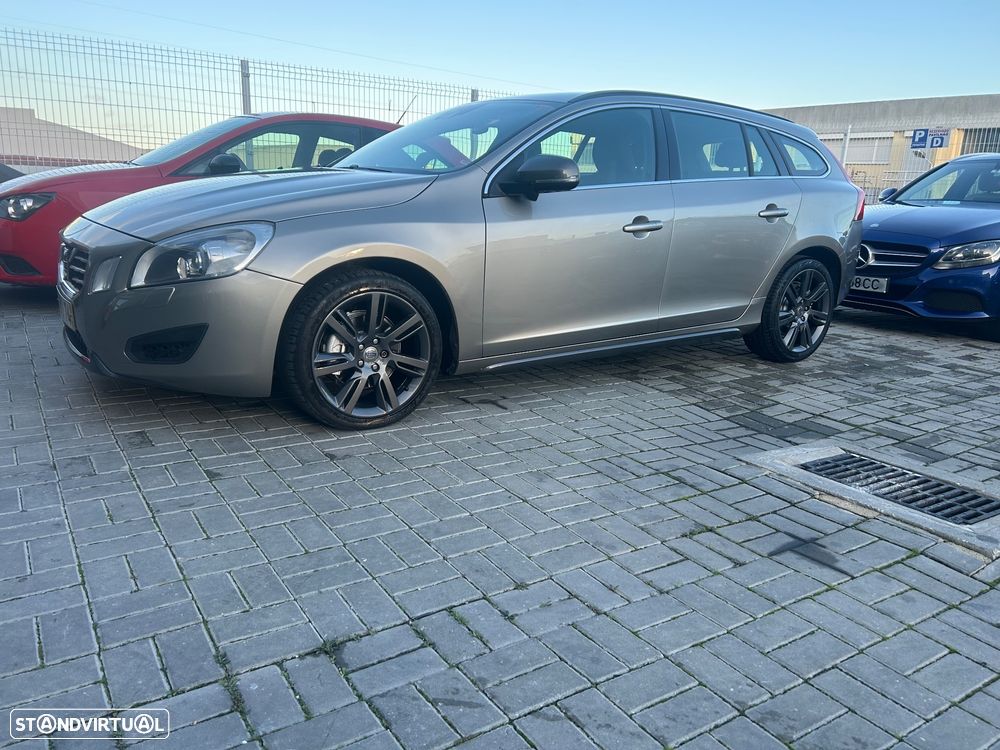 Volvo V60 2.0 D3 Kinetic Start/Stop - 10