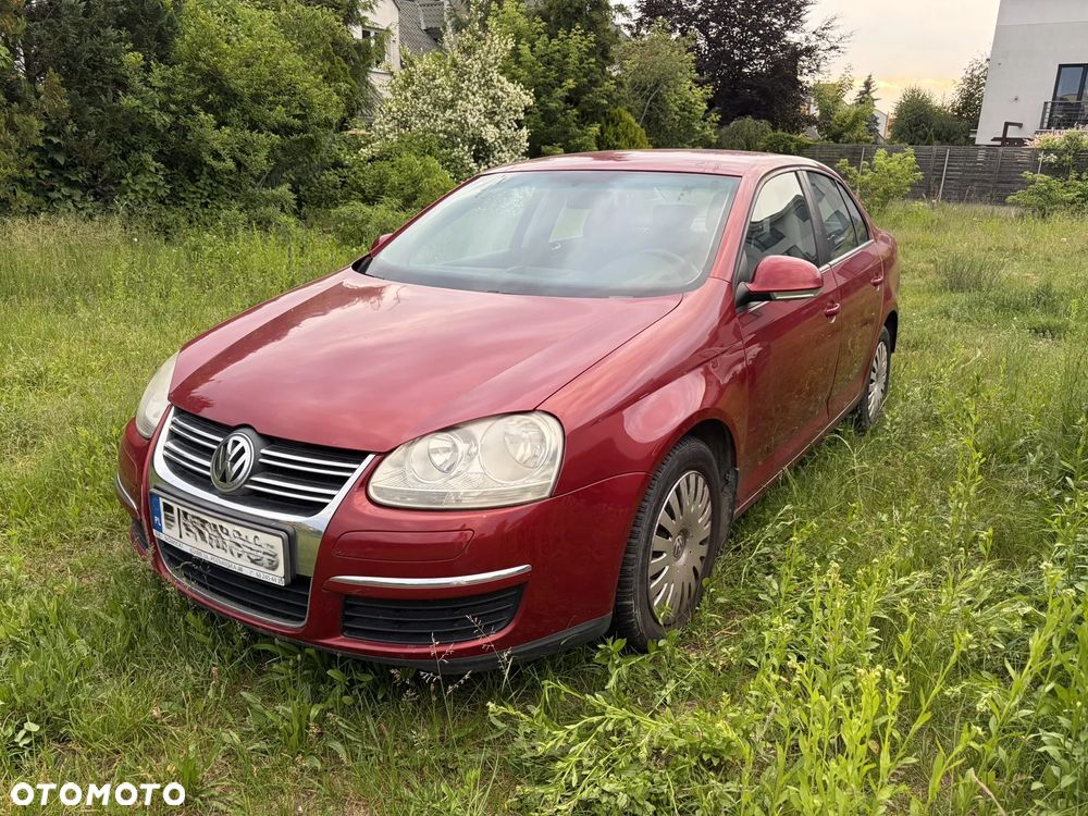 Volkswagen Jetta 1.6 Comfortline - 2