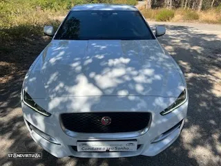 Jaguar XE 2.0 D R-Sport - 47