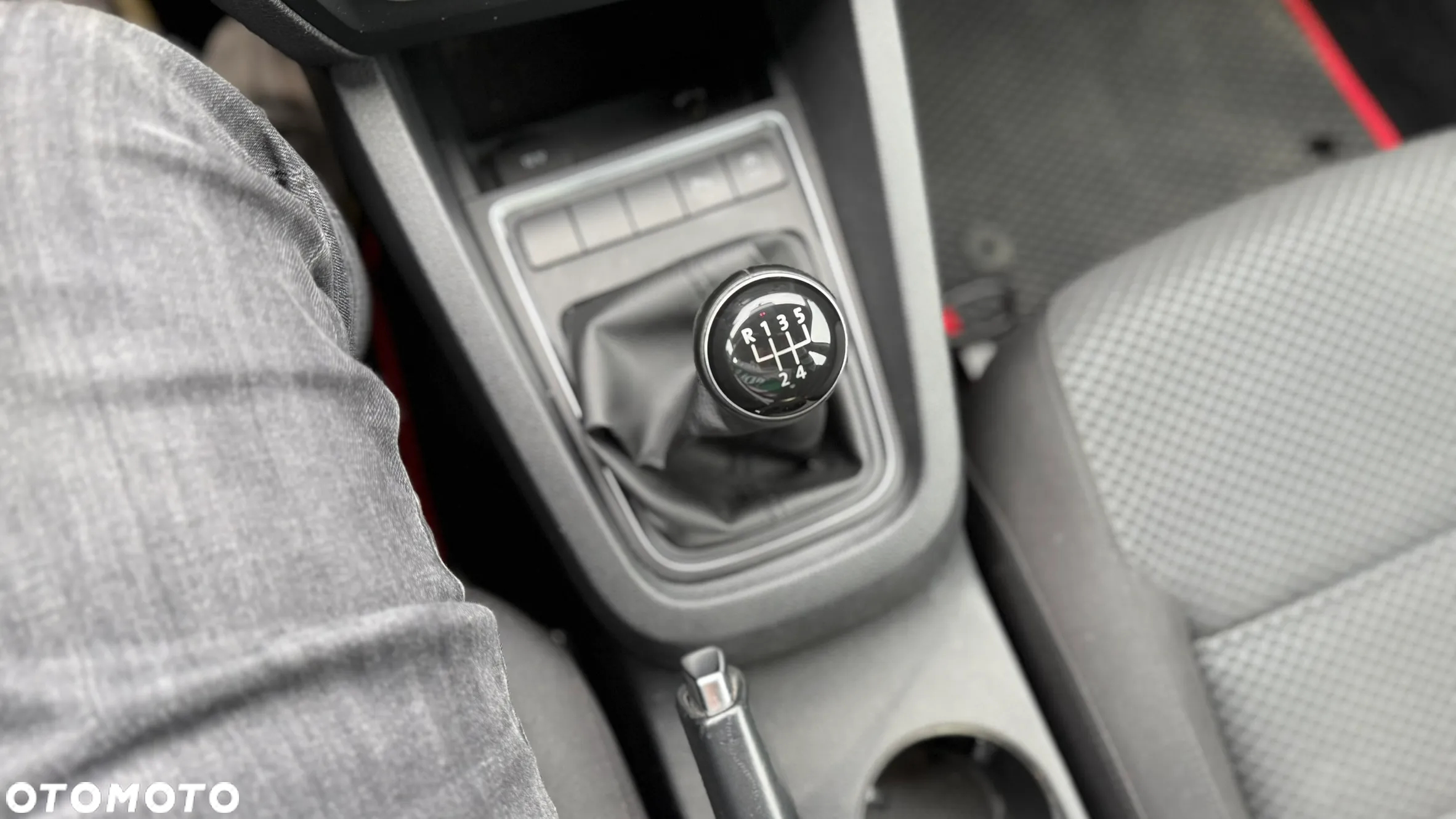 Volkswagen Jetta 2.0 TDI DPF BMT Comfortline - 23