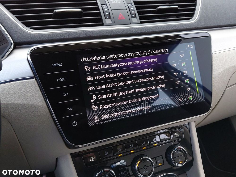 Skoda Superb 2.0 TSI L&K DSG - 34