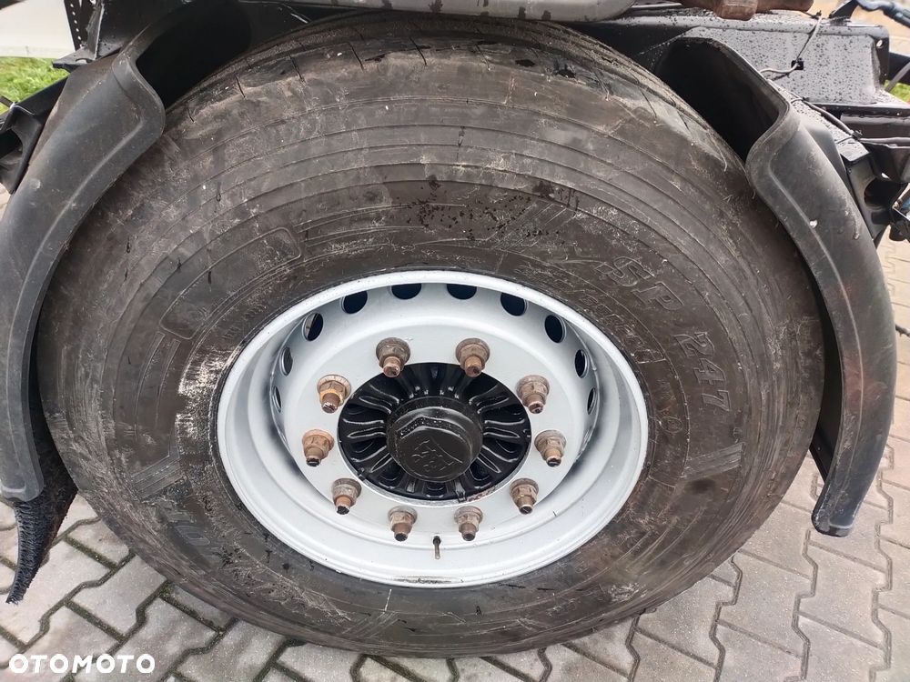 Krone Przyczep BDF 3 osie Gruba Solidna rama - 10