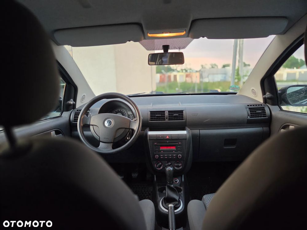 Volkswagen Fox 1.4 - 17
