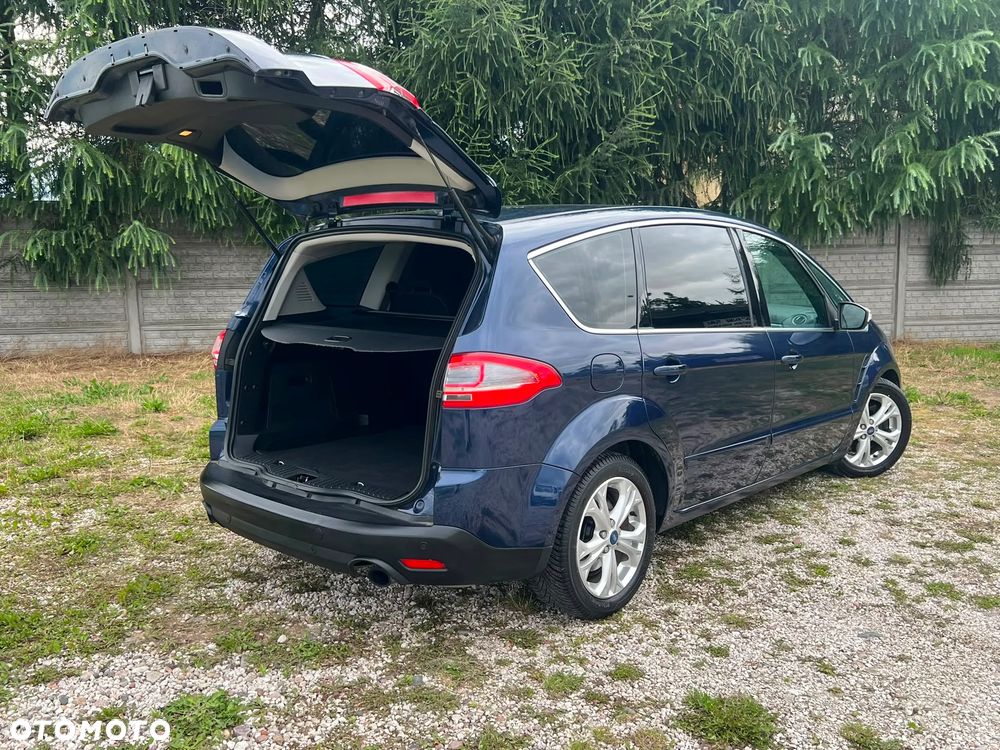 Ford S-Max - 9