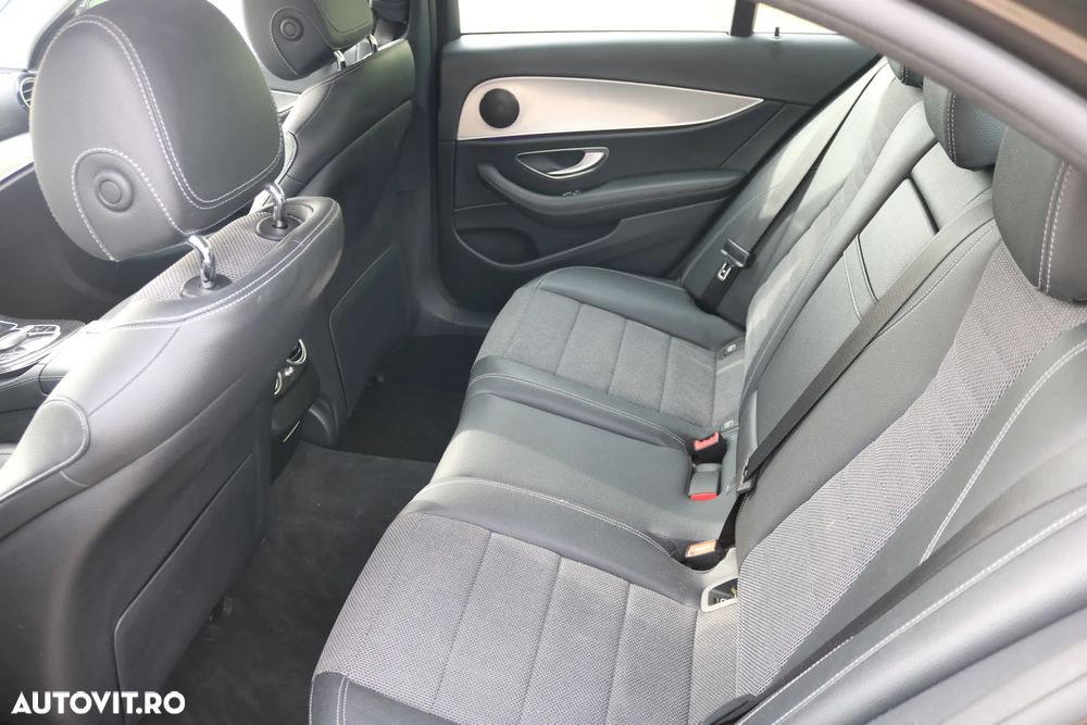 Mercedes-Benz E 220 d 4Matic 9G-TRONIC Avantgarde - 14