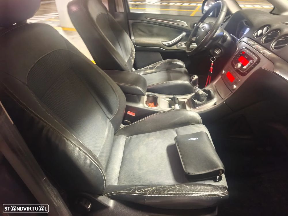 Ford S-Max 1.8 TDCi Titanium 7L - 11