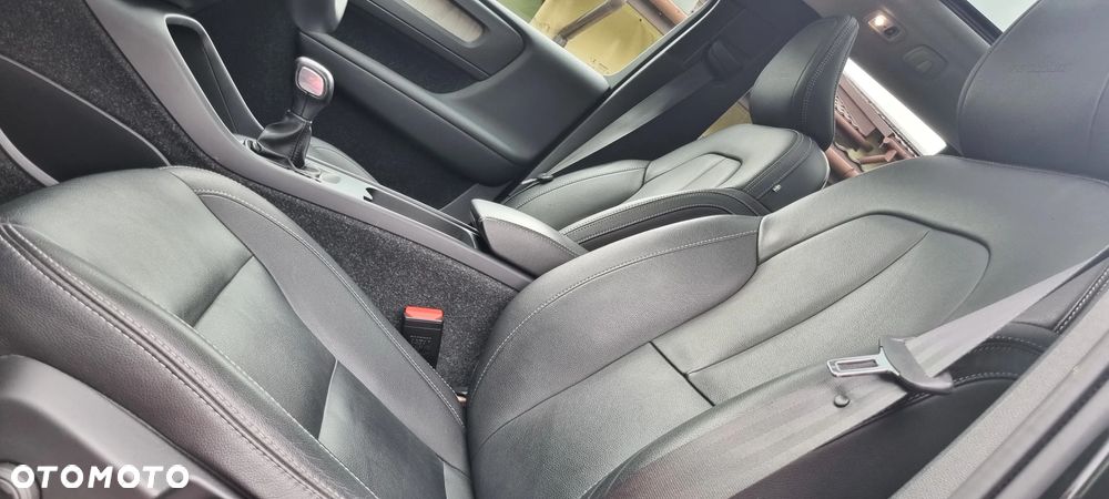 Volvo XC 40 T3 Inscription - 33