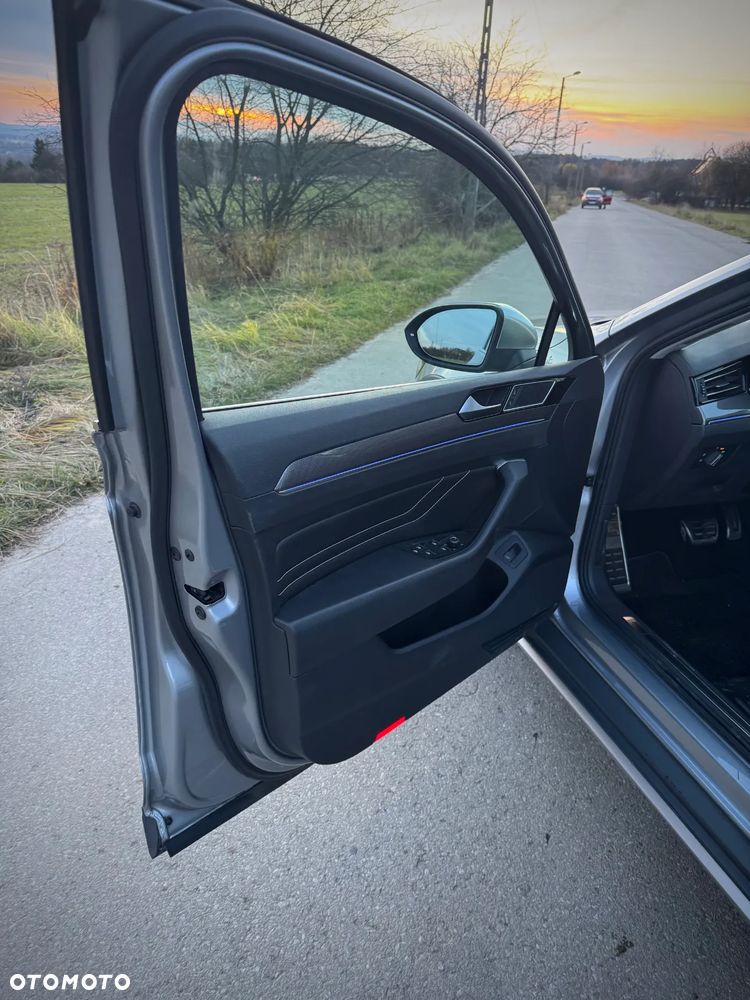 Volkswagen Passat Alltrack - 23