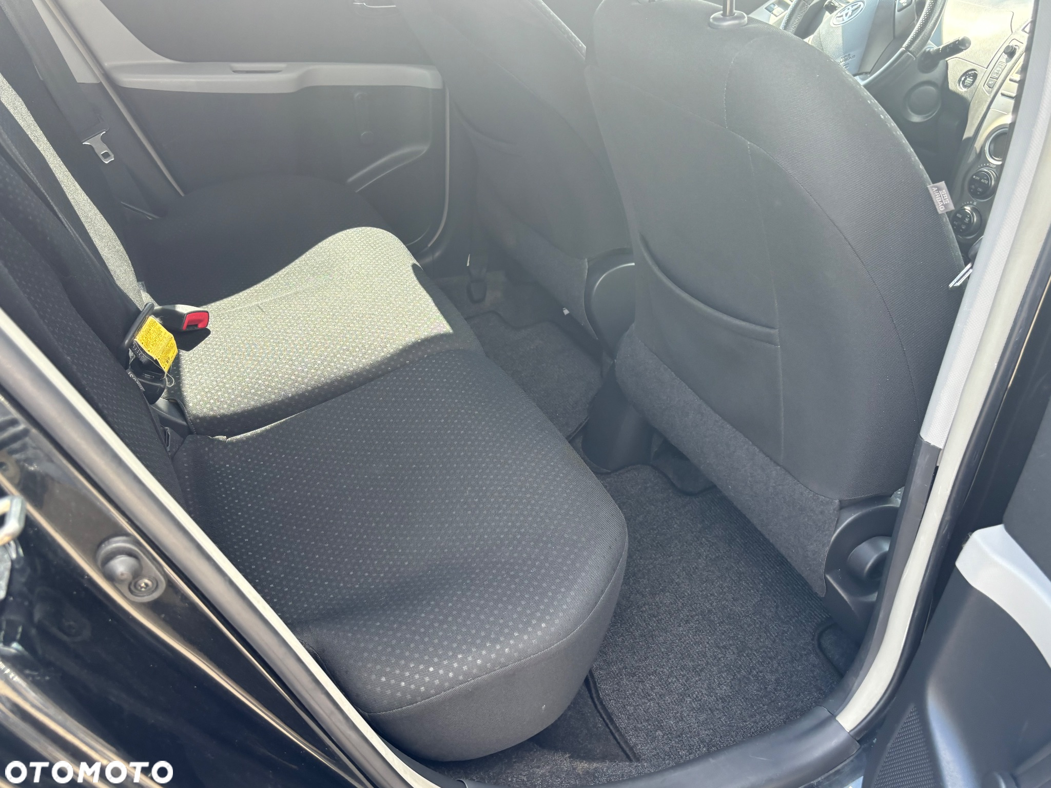Toyota Yaris 1.33 VVT-i Edition - 24