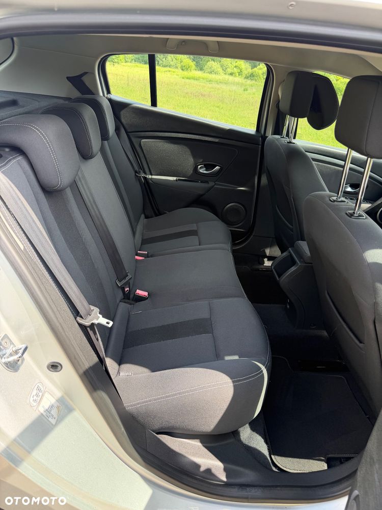 Renault Megane dCi 130 FAP Dynamique - 13