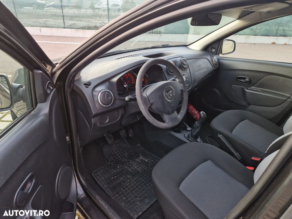 Dacia Logan 1.2 16V 75 Ambiance - 9