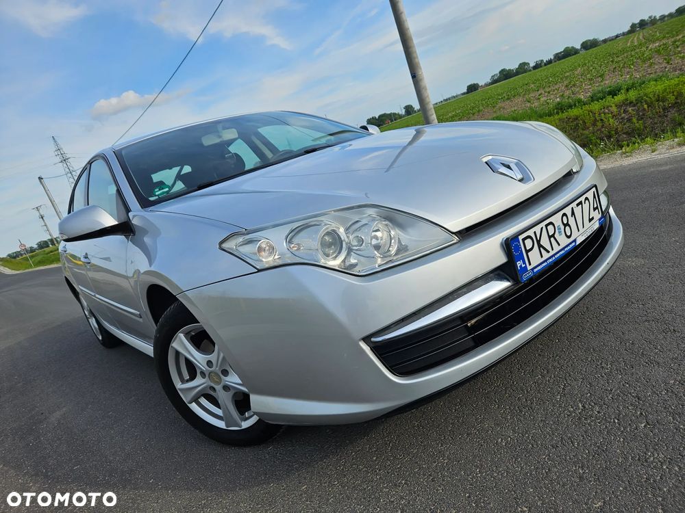 Renault Laguna 1.6 16V 110 Emotion - 17