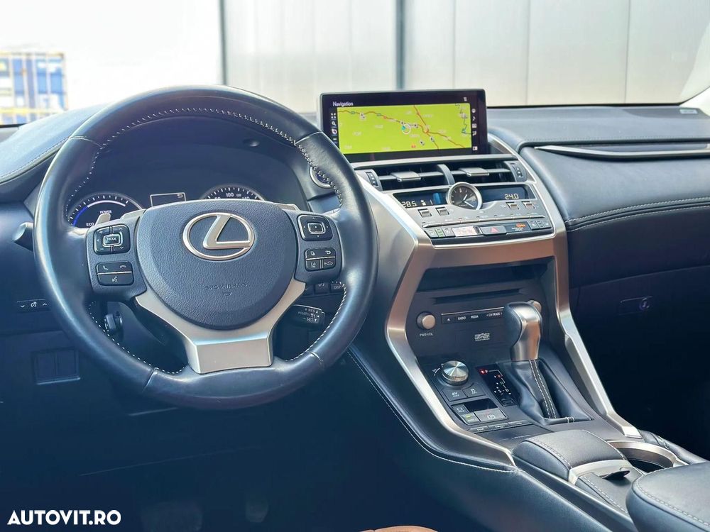 Lexus Seria NX 300h E-FOUR Luxury Line - 16