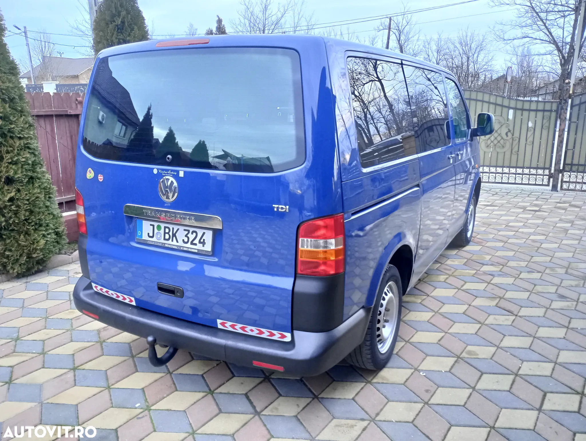 Volkswagen Transporter - 4