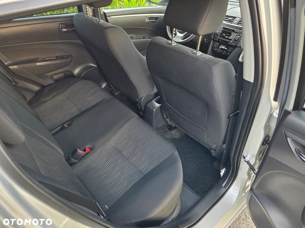 Suzuki Swift - 16
