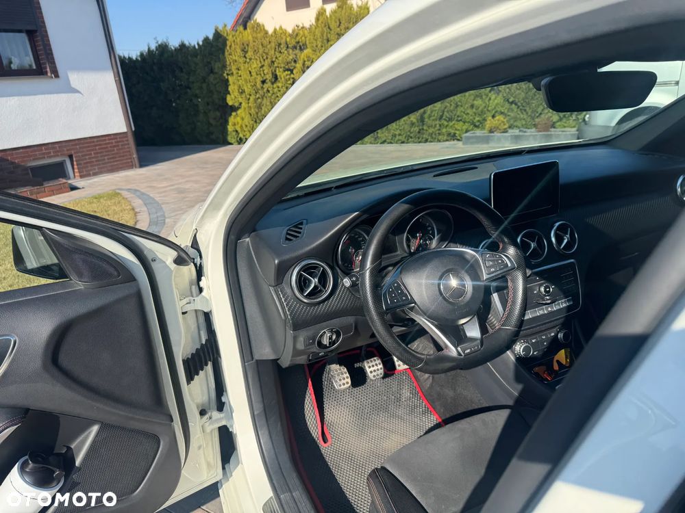 Mercedes-Benz Klasa A 180 (BlueEFFICIENCY) AMG Sport - 12