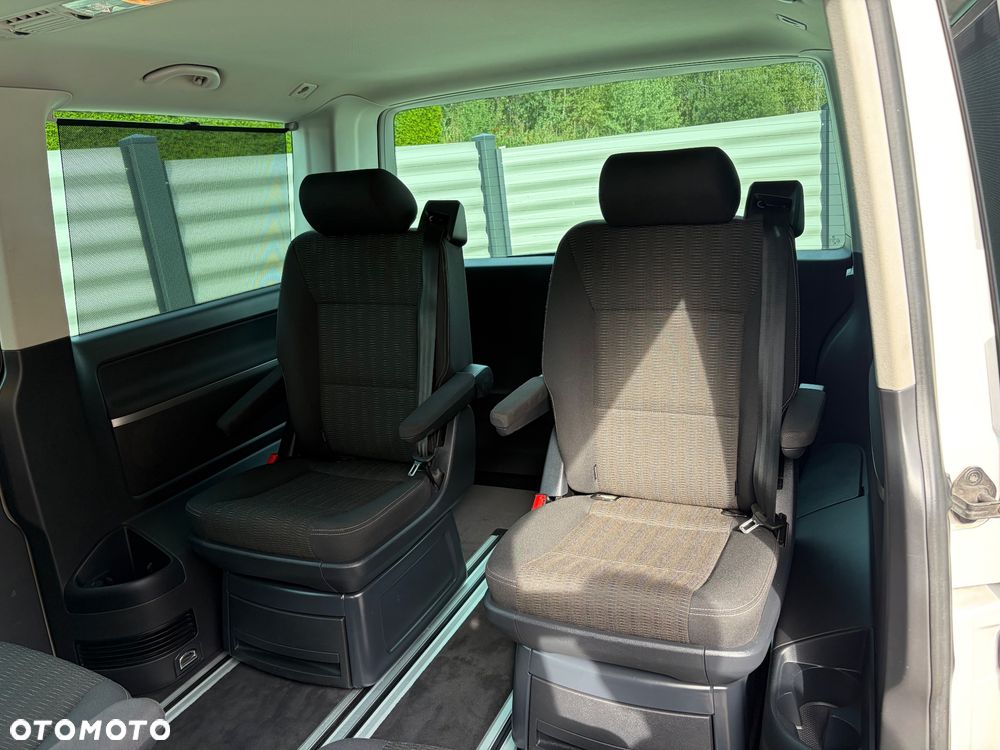 Volkswagen Multivan 2.0 TDI L1 Highline DSG - 23