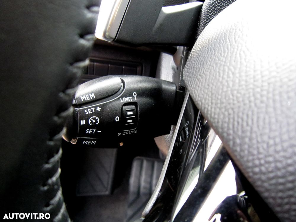Peugeot 308 BlueHDi 130 EAT8 Stop & Start Active Pack - 21