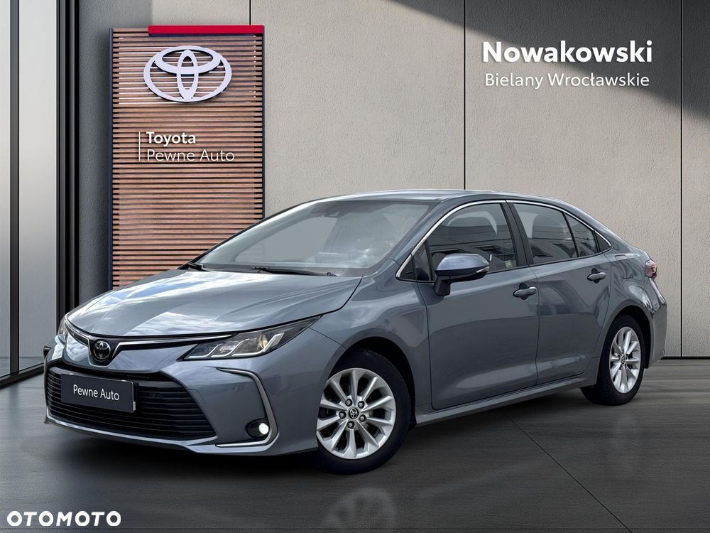 Toyota Corolla - 1