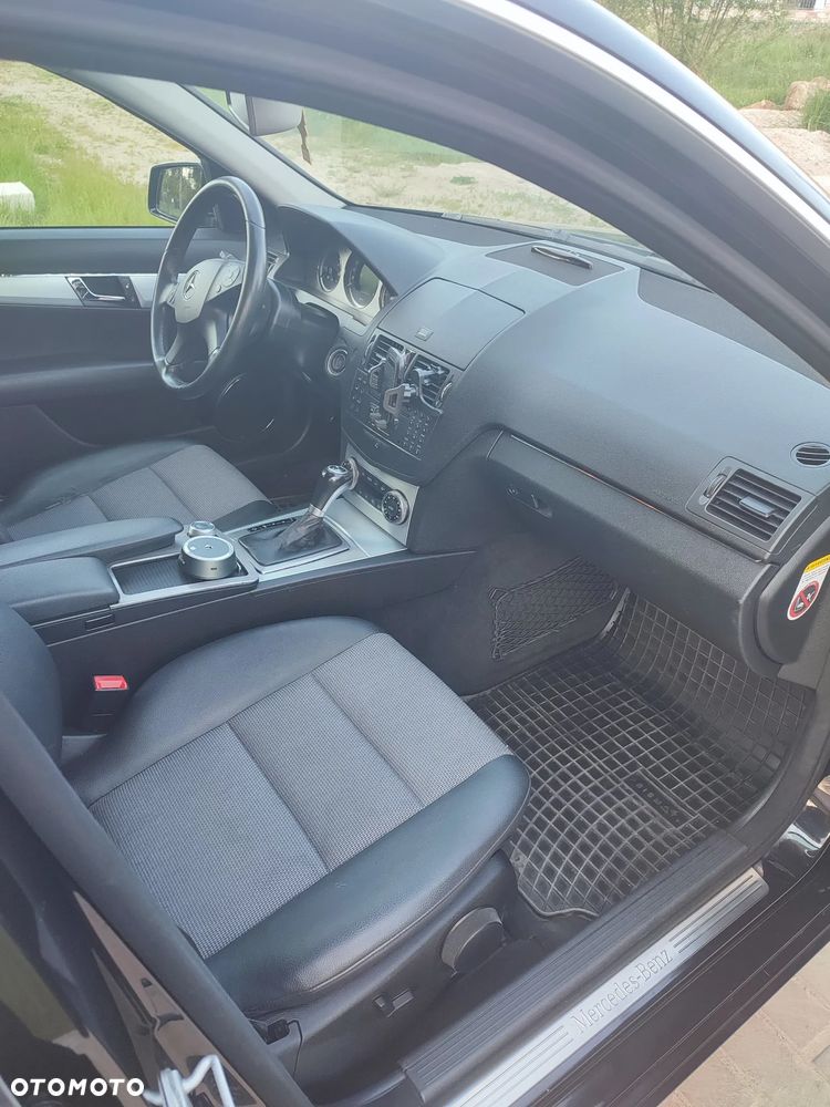 Mercedes-Benz Klasa C 320 CDI 7G-TRONIC Avantgarde - 14