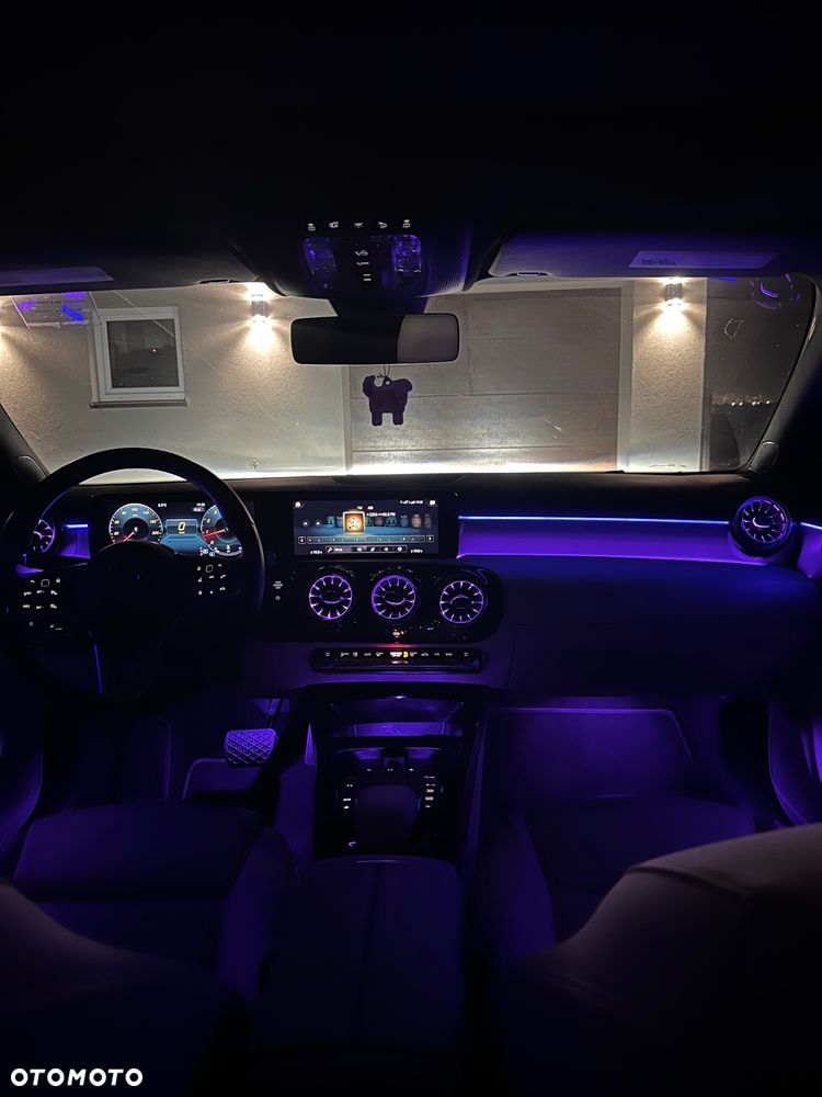 Mercedes-Benz CLA 250 4Matic 7G-DCT - 14