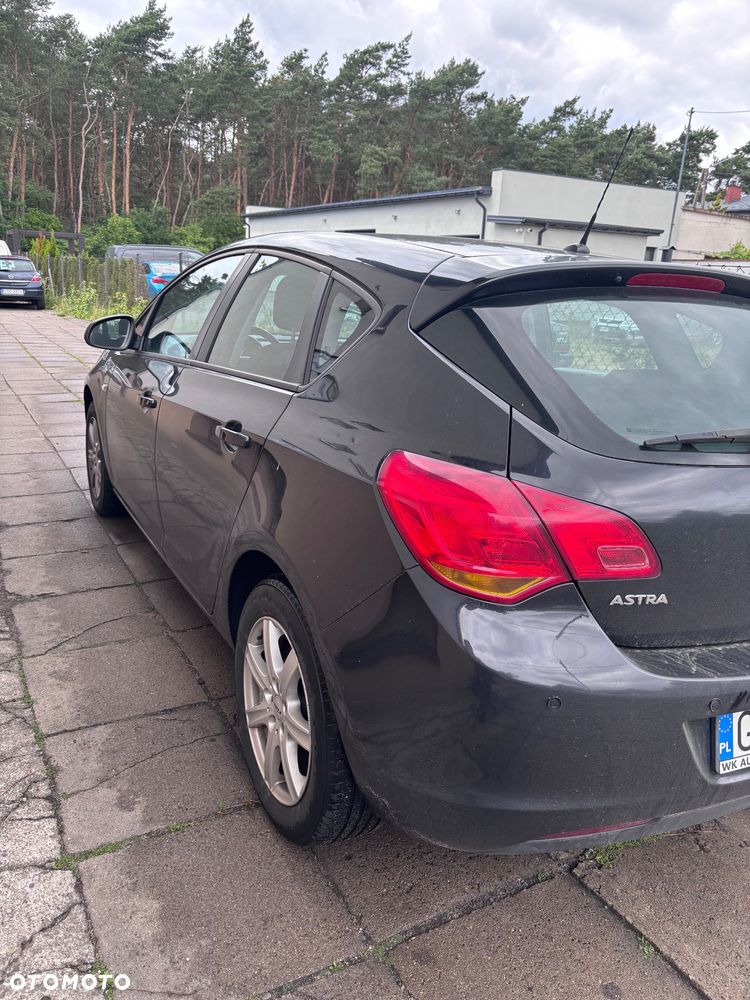 Opel Astra 1.6 - 2