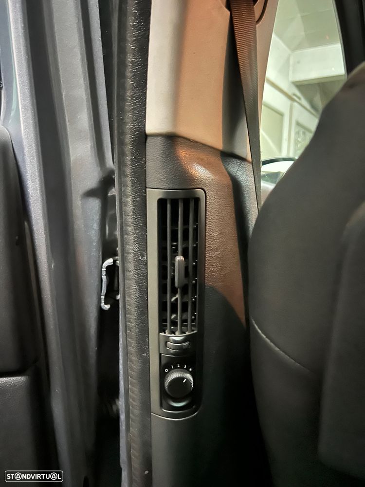 Peugeot 5008 e-HDI 115 ETG6 Stop&Start Business-Line - 18