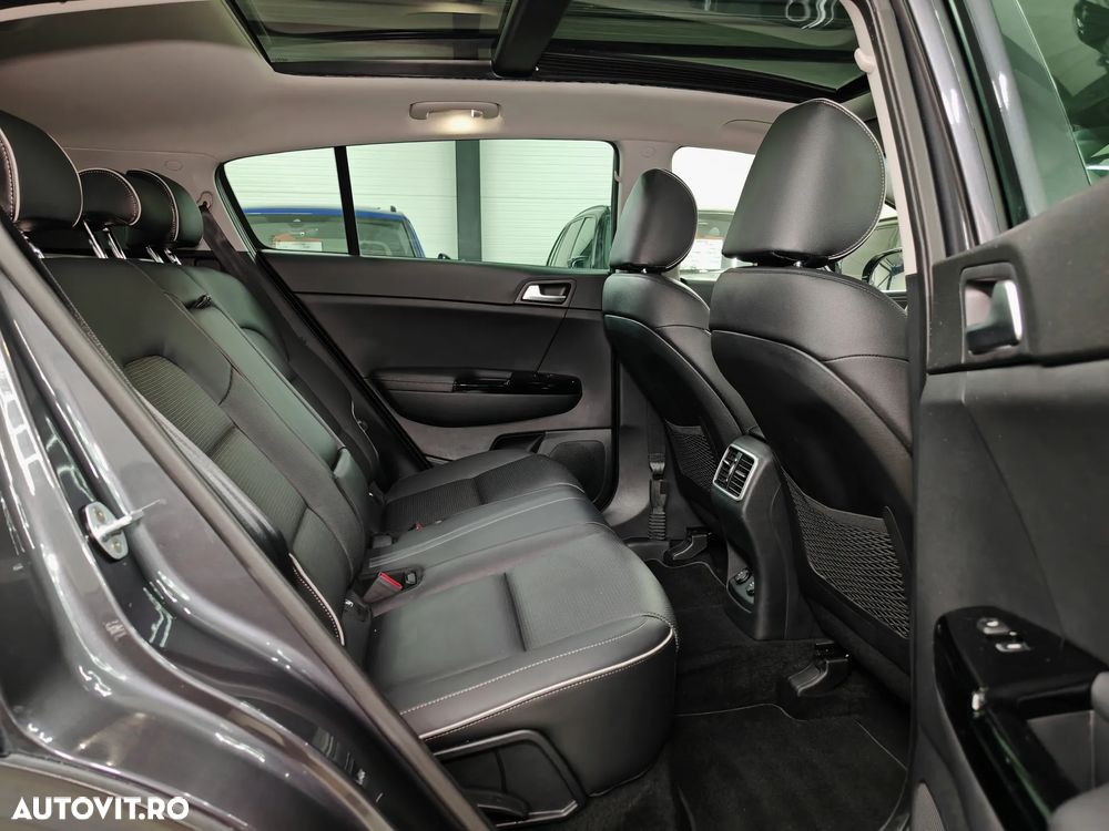 Kia Sportage 2,0 CRDI AWD Aut. Platinum - 10