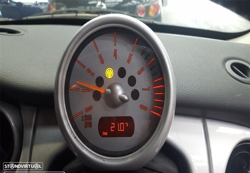 Mini Cooper 1.6i de 2001 disponível para peças - 9