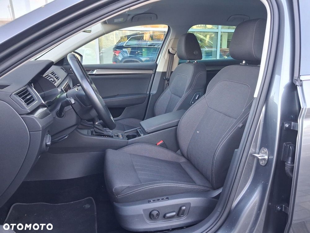 Skoda Superb 2.0 TSI Style DSG - 8