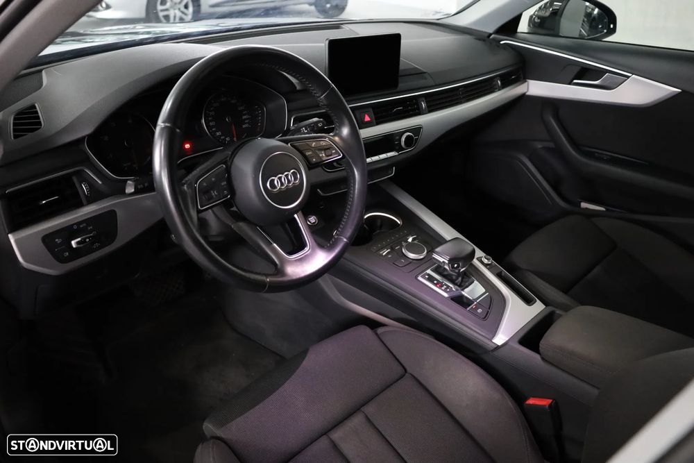 Audi A4 2.0 TDI S-line S tronic - 6