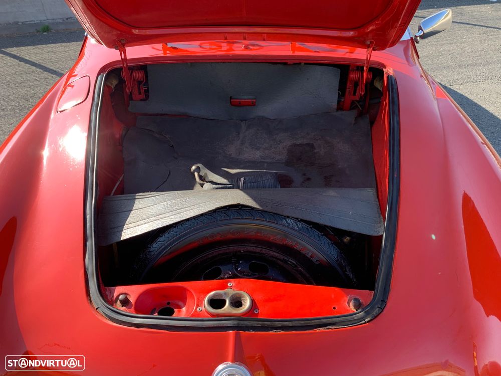 VW Karmann Ghia - 15