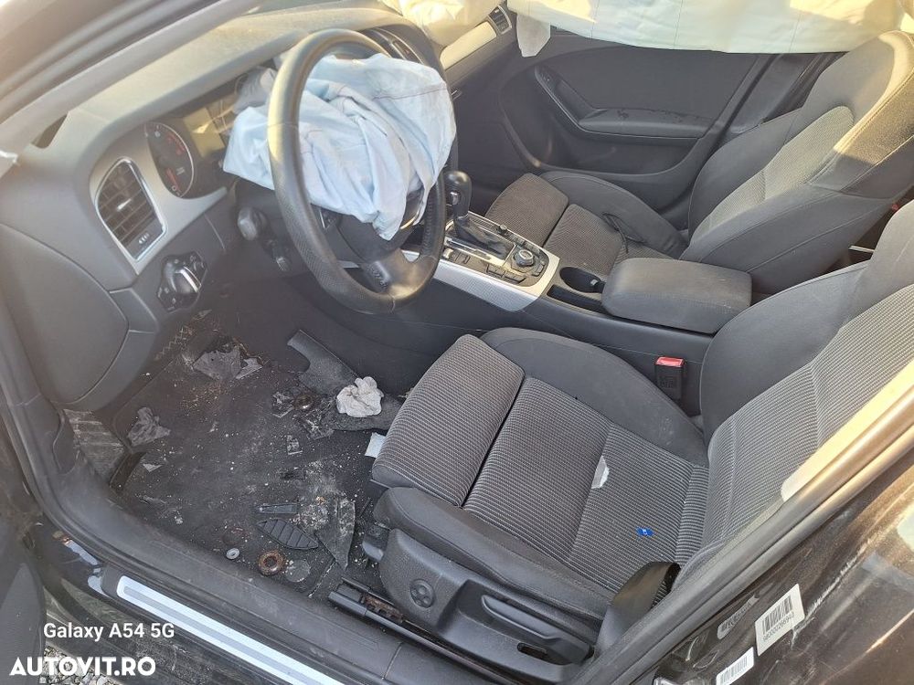 Dezmembrez Audi A4 B8 motor 1.8 tfsi cod CDH cod culoare LZ9Y  automat - 3