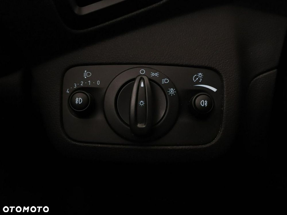 Ford Kuga 1.5 EcoBoost 2x4 Titanium - 30