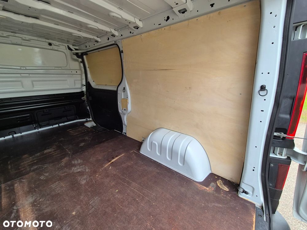 Renault TRAFIC LONG L2 1.6 DCI - 6