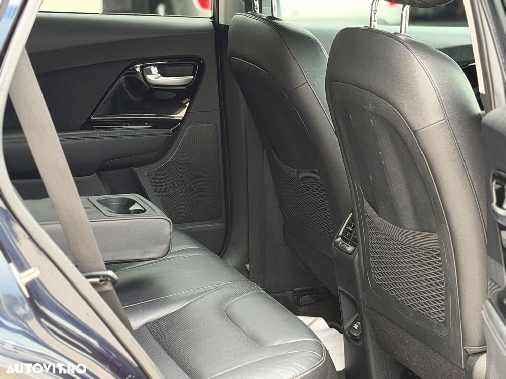 Kia Niro 1.6 GDI 2WD Aut. Spirit - 29