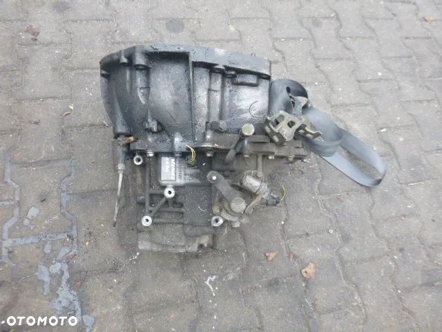 MANUALNA SKRZYNIA BIEGÓW RENAULT MEGANE II 1.9 DCI 8200156391 - 4