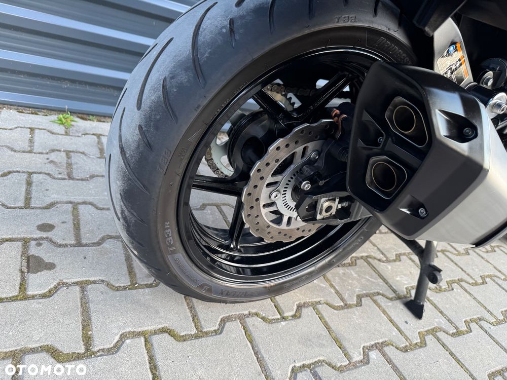 Kawasaki Versys 1000 - 24