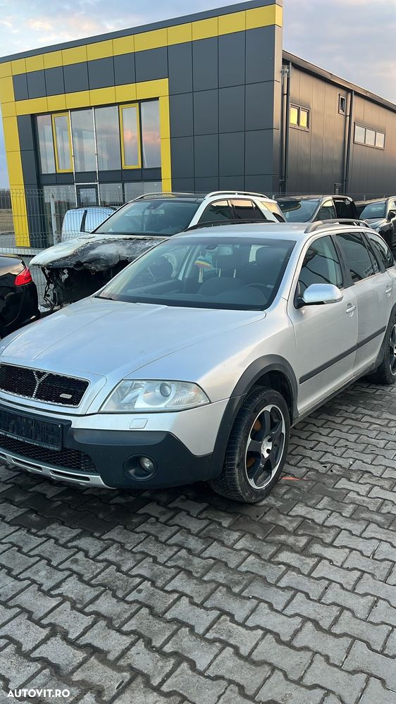 Dezmembram Skoda Octavia 2 Scout 2.0 diesel BMP 4x4 din 2007 - 2