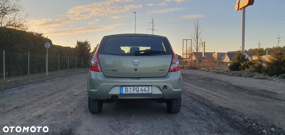 Dacia Sandero 1.4 MPI Laureate - 3